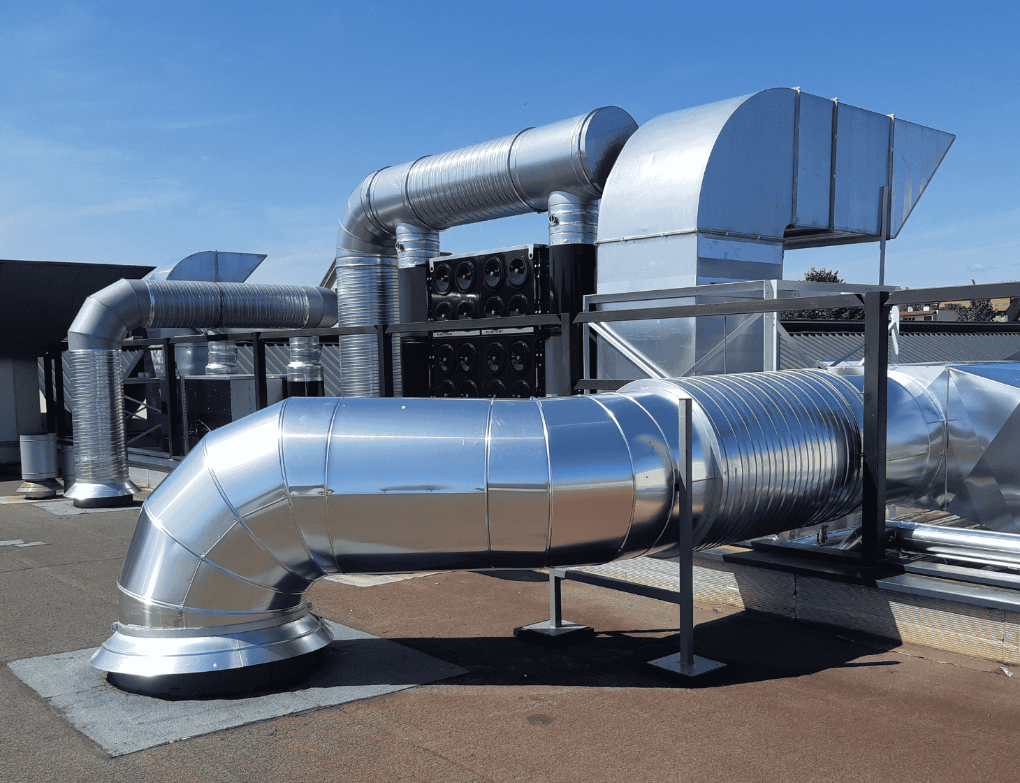 Réseaux de gaines sur toiture